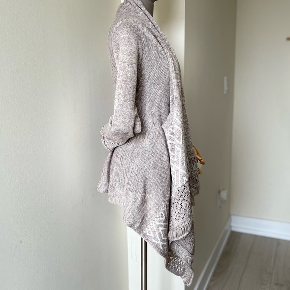 Paper Crane BOHO High-Low Knit Sweater- S - Picture 3 of 8